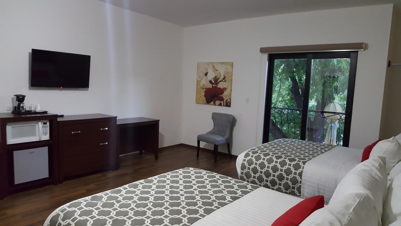 Camargo Los Nogales Inn מראה חיצוני תמונה